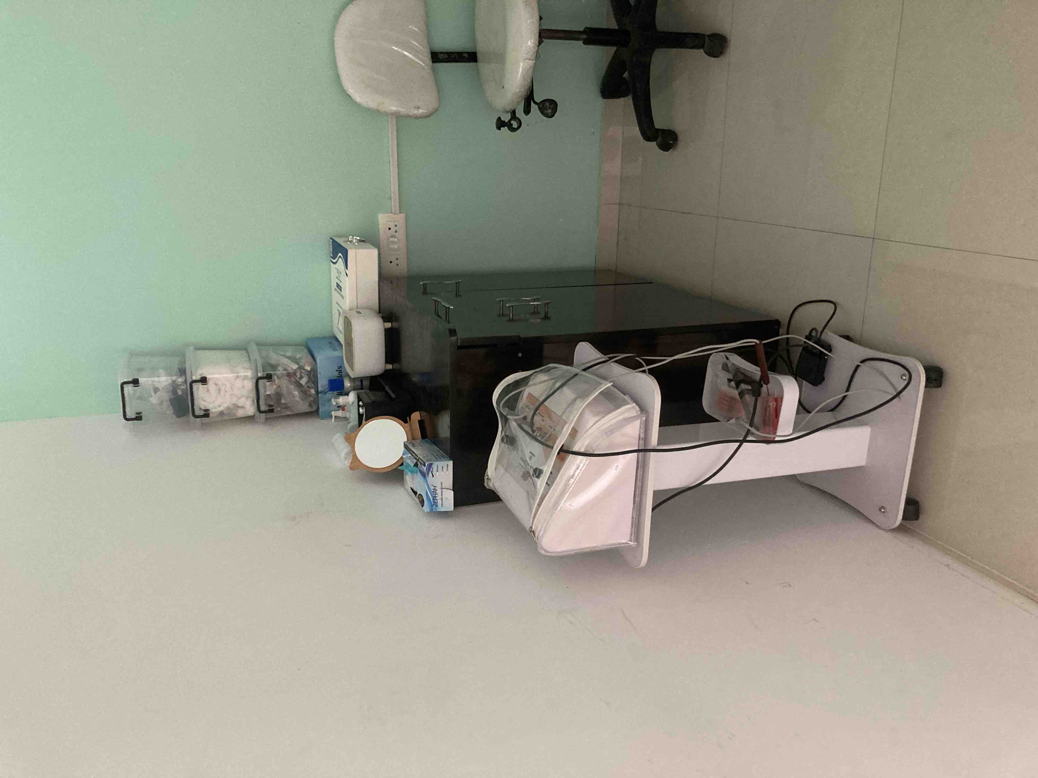 Clinic Ambience & Advanced Laser Suite